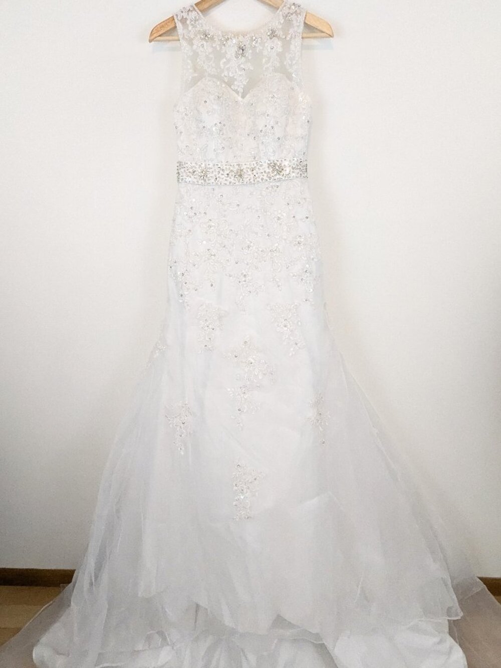 NEW Wedding Dress Beaded Sequin Lace Sweetheart High Neckline